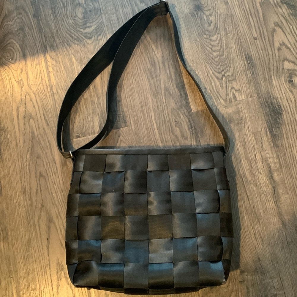 The Original Seat Belt Bag